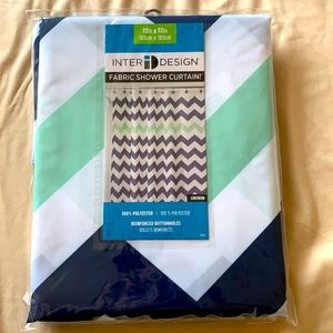 Shower 🚿 Curtains